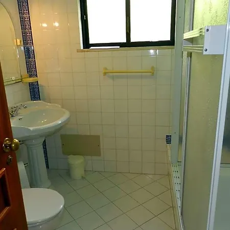 Villa Sleeps 10 With Pool Air Con And Wifi