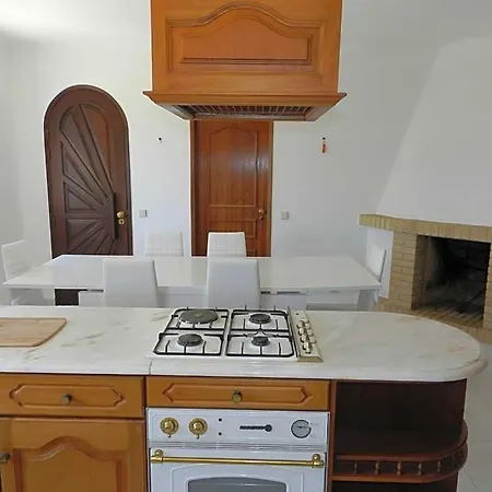 Sleeps 10 With Pool Air Con And Wifi Vilamoura